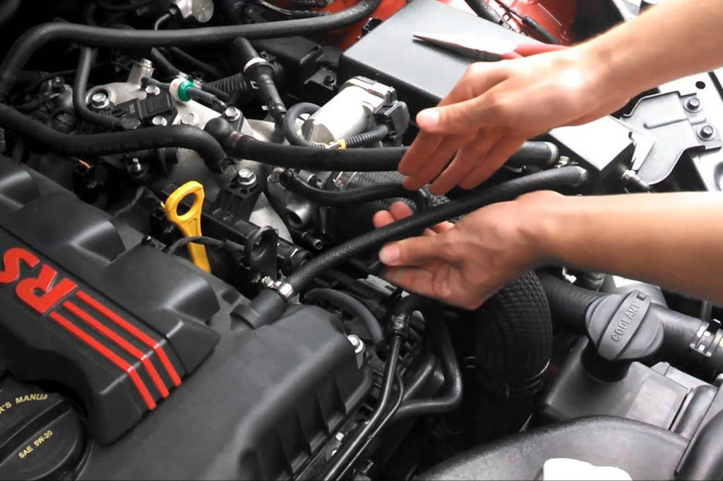How to Avoid Fuel System Failures Using PTFE Hoses?